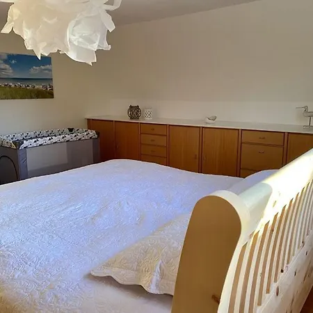 Cuddly Shell Modern Retreat * Scharbeutz