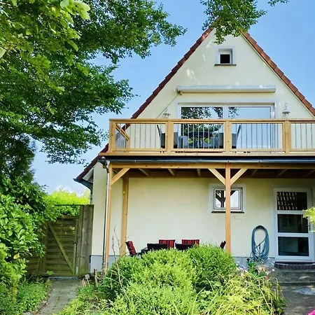 Cuddly Shell Modern Retreat * Scharbeutz